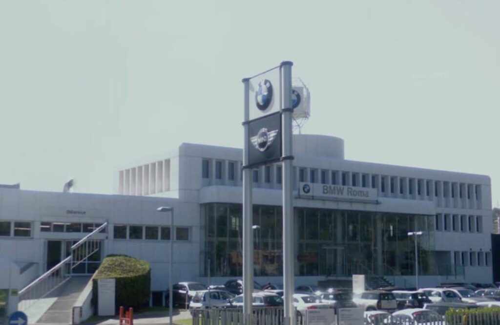ristrutturazione auto concessionaria e officina BMW Samocar