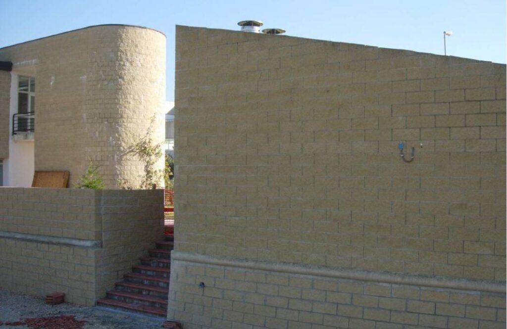 Ristrutturazione scuola, scuola di Bagno a Ripoli (FI)